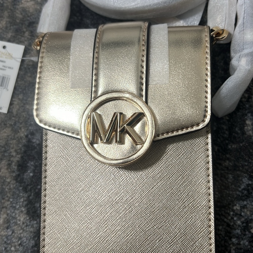 Michael Kors Carmen NS Phone XBody Gold In Tone - Picture 4 of 5